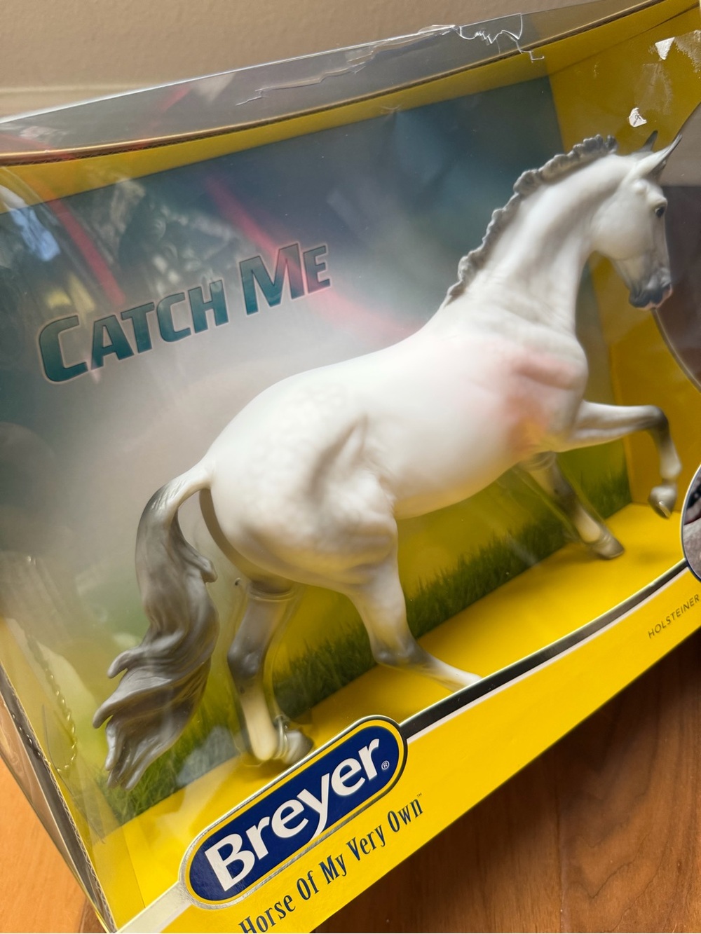 NWT Breyer Traditional #1806 CATCH ME Canter Warmblood Light Grey Dots - Picture 4 of 7